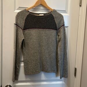 Laura Ashley Size Large Lambswool Sweater.